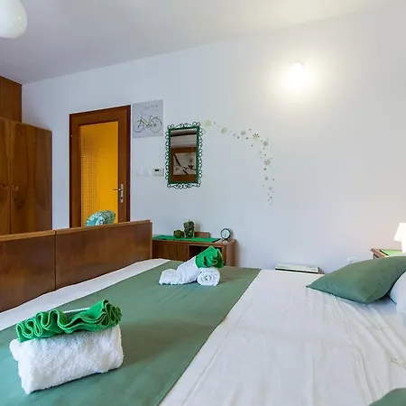 Away From With A Heated Pool Appartamento