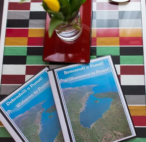 Away From With A Heated Pool דירה פונאנט