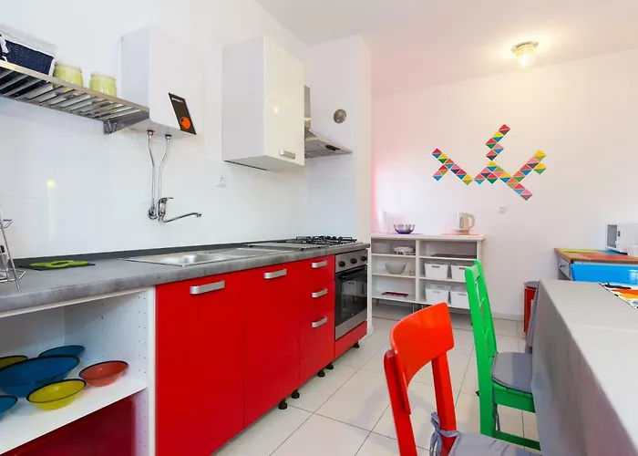 דירה Away From With A Heated Pool פונאנט