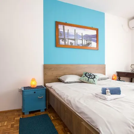 Holiday Home Linardic With A Heated Pool