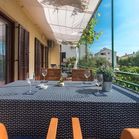 Home Away From Home With A Heated Pool * Punat