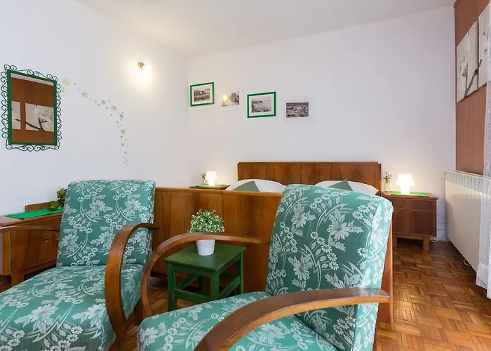 Appartamento Away From With A Heated Pool Punat