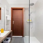 Apartmán Away From With A Heated Pool Punat