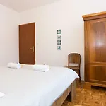 Apartmán Away From With A Heated Pool *