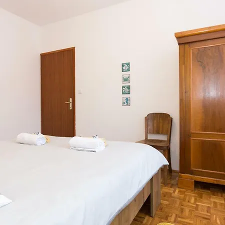 Apartmán Away From With A Heated Pool *